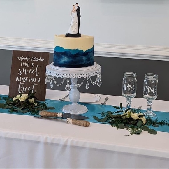 New Mr. and Mrs. Wedding Cake Topper - Picture 3 of 3